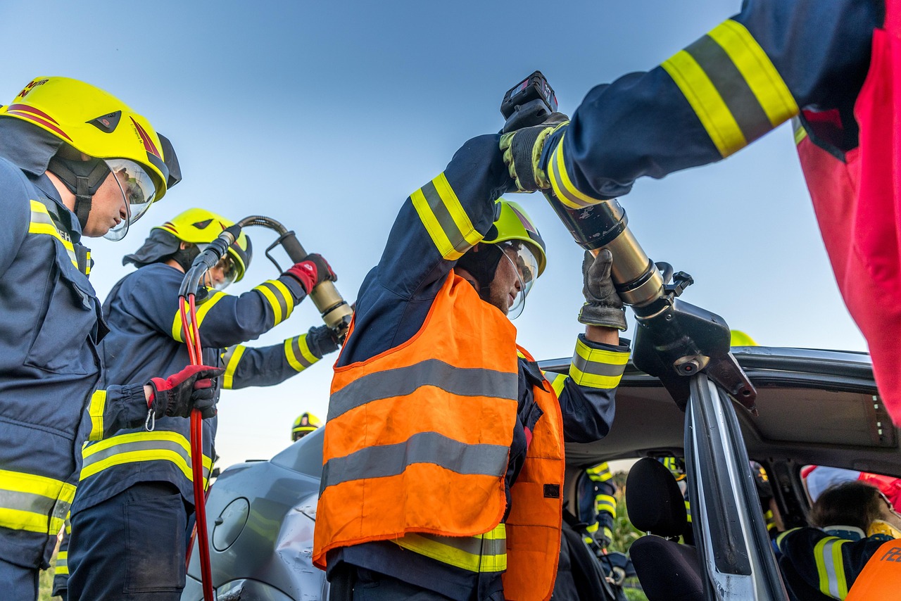 Home fire fighters, traffic accident, rescue, spreader, fire fighting technology, fire service, mission, accident, car accident, teamwork, accident, car accident, car accident, car accident, car accident, car accident